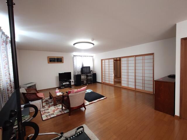 Land for Sale in Teine-ku, Sapporo, Hokkaido - 1013 sqm - Thumbnail 2