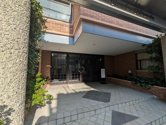 2DK Apartment for Sale in Katsushika, Tokyo - 54.92m² - Thumbnail 3