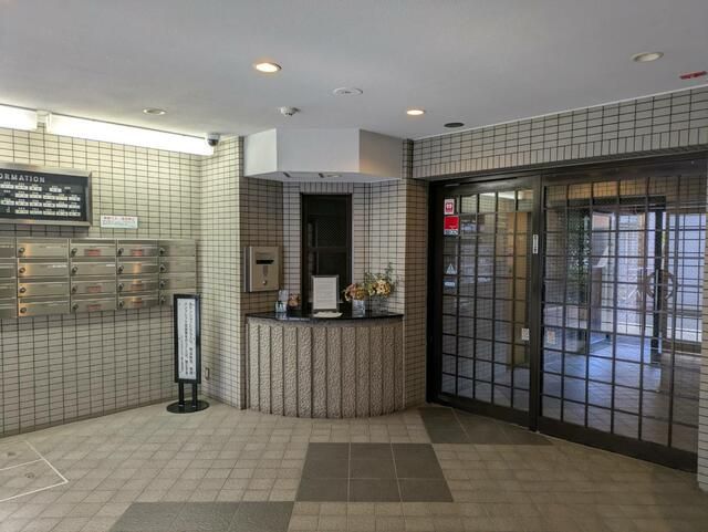 2DK Apartment for Sale in Katsushika, Tokyo - 54.92m² - Thumbnail 4