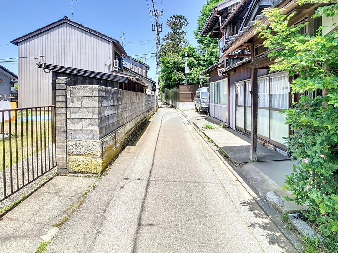 1930 8K Wooden House on 254sqm Land in Komatsu, Ishikawa - Thumbnail 4