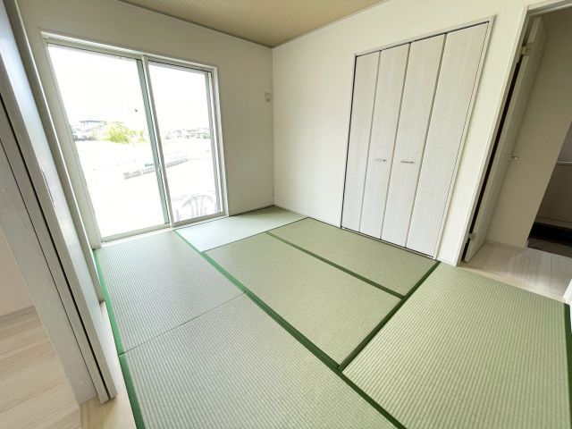 New 4LDK House for Sale in Chikugo City, Fukuoka - Thumbnail 3