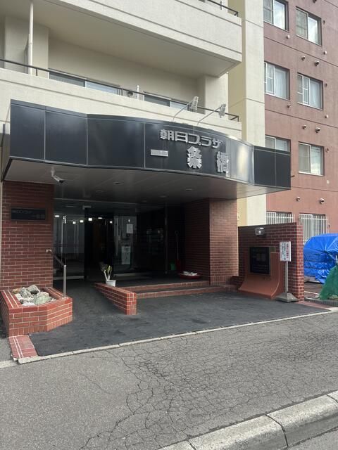 2LDK Apartment for Sale in Central Sapporo, Hokkaido - 64.4m² - Thumbnail 4