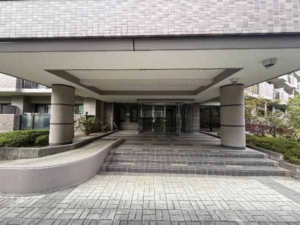 3LDK Apartment for Sale in Sendai's Izumi Ward - Thumbnail 3