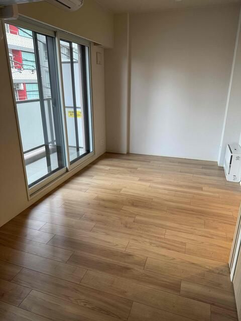 2LDK Corner Unit for Sale in Central Sapporo, Hokkaido - Thumbnail 4