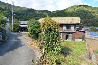 An old house built in the countryside of Joshu overlooking the town: villas, real estate, properties for sale, Hometown Information Center: Nationwide rural living property data — Image 3, Tomioka, Gunma