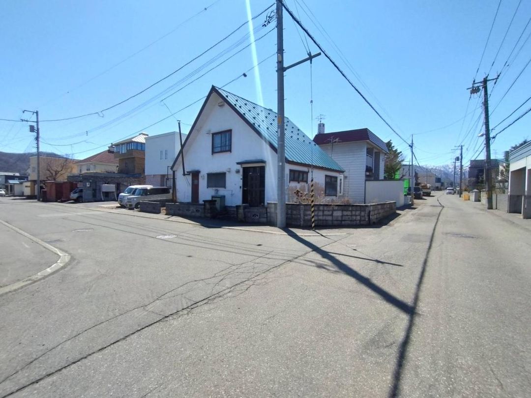 Land for Sale in Nishi Ward Sapporo 317 sqm - Thumbnail 2