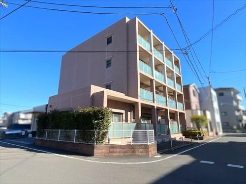 14-Unit Apartment Building for Sale in Inagi City, Tokyo - Thumbnail 3