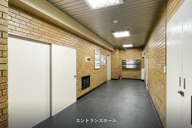 Commercial Space for Rent in Ikebukuro, Toshima-ku, Tokyo - 122 sqm - Thumbnail 4