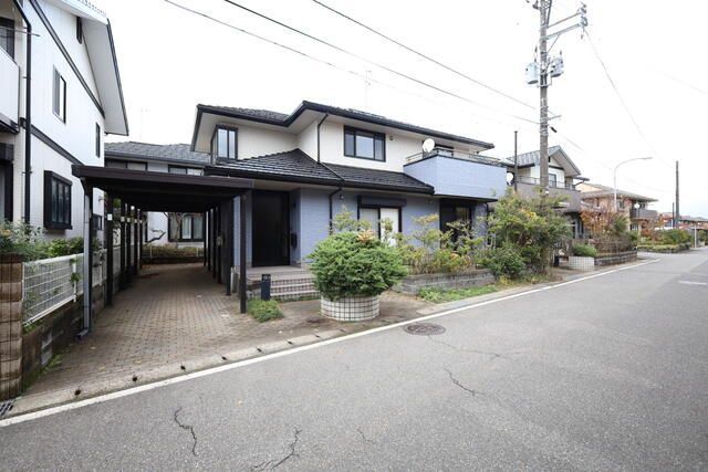 4LDK House for Sale in Niigata City Higashi Ward - Thumbnail 2