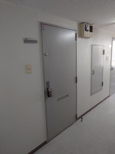 Commercial Space for Rent in Presidence Riebe, Sapporo - Thumbnail 2