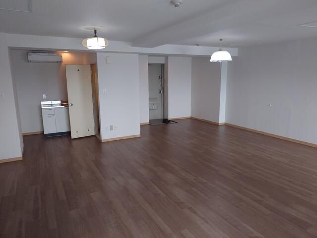 Commercial Space for Rent in Presidence Riebe, Sapporo - Thumbnail 3