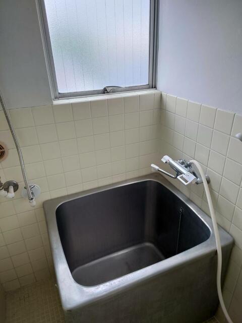 Studio Apartment for Rent in Nakano, Tokyo - 52,000 Yen - Thumbnail 3