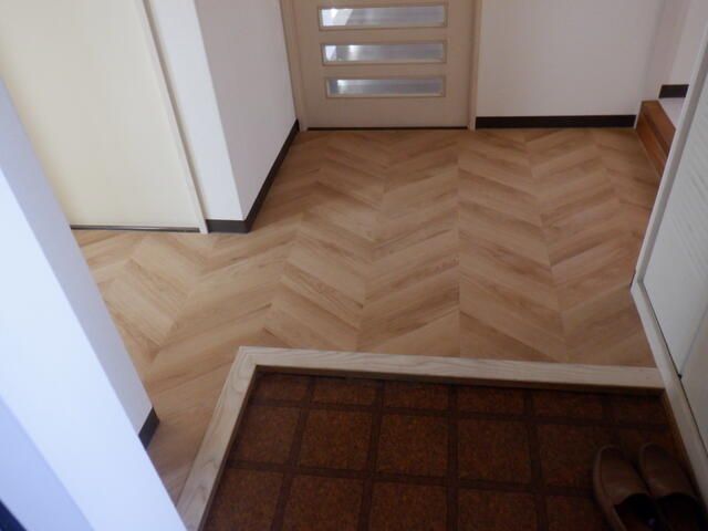 2LDK Apartment for Sale in Kasukabe, Saitama - 80.76 sqm - Thumbnail 3