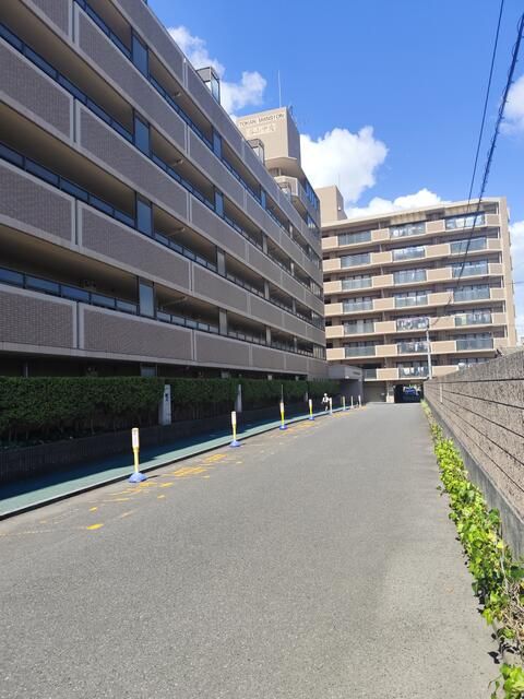 3LDK Apartment in Kagoshima with Balcony, Top Floor, Quiet Area - Thumbnail 2