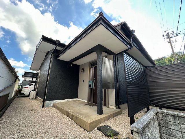 4LDK House for Sale in Chikushino, Fukuoka with Free Parking - Thumbnail 2