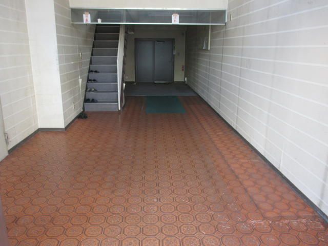 K&Y Building Office for Rent in Yokohama Nishi Ward - Thumbnail 4