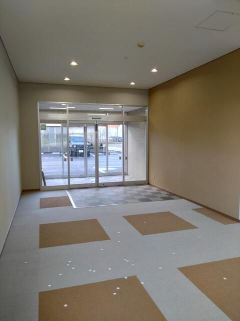 Commercial Space for Rent in Higashi Ward, Niigata City - Thumbnail 3