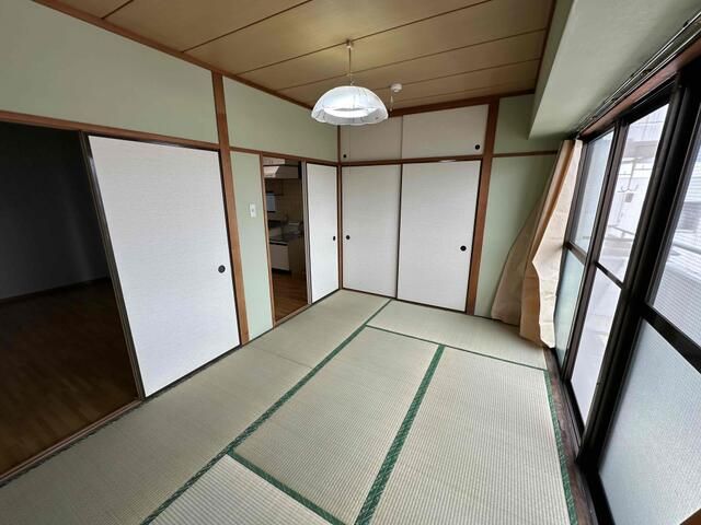 2DK Apartment for Rent in Minami-Senju, Arakawa Ward, Tokyo - Thumbnail 3