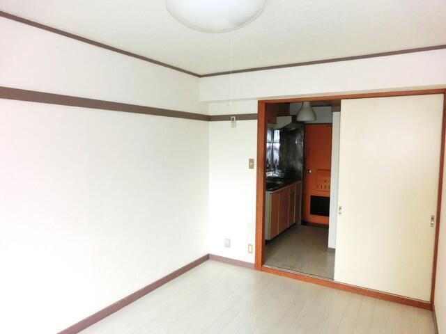1K Apartment for Rent near Kitakado Station, Sakado - Thumbnail 2