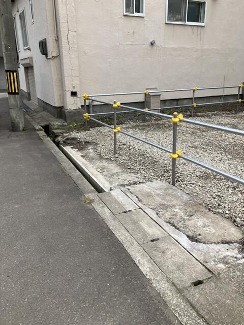 14-Space Parking Lot for Rent in Central Otaru, Hokkaido - Thumbnail 3