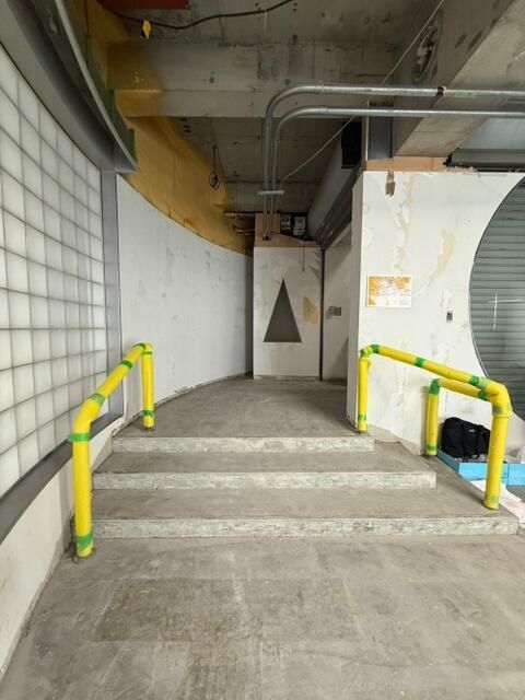 Commercial Space for Rent in Totsuka-ku, Yokohama - Thumbnail 2