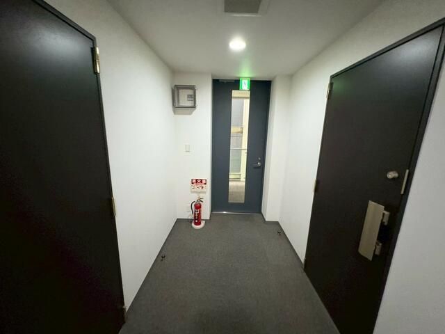 Office for Rent in Nakano, Tokyo - 81.68 sqm - Thumbnail 4