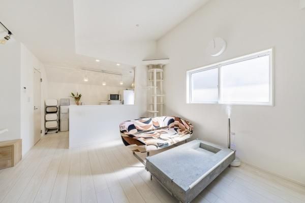 Modern 2022 Wooden House in Shinjuku, Tokyo with Parking - Thumbnail 2