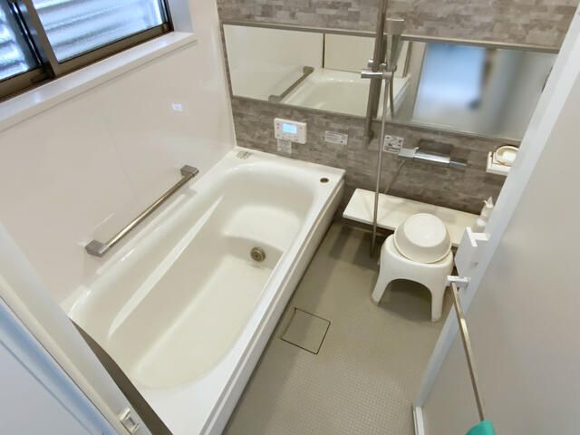5LDK Detached House for Sale in Yatomi, Aichi - 2016 Build - Thumbnail 4