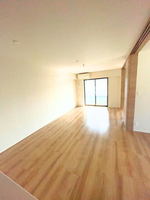 3LDK Apartment for Sale in Machida, Tokyo - Modern 2019 Build - Thumbnail 2