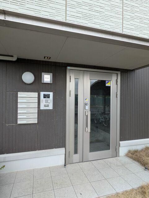 2LDK Apartment for Rent in Koshigaya, Saitama – 48.9 sqm - Thumbnail 3
