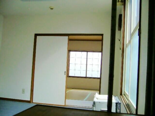 1DK Apartment for Rent in Shiroishi, Sapporo - Thumbnail 2