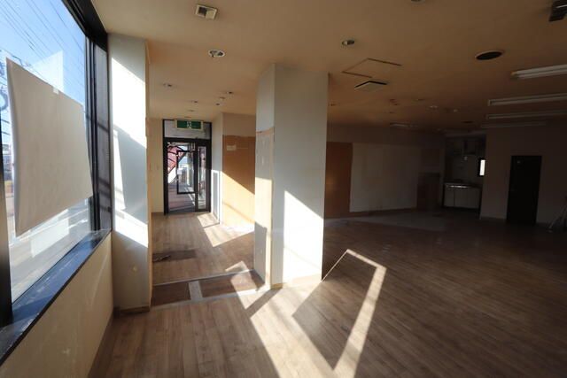 Kato Building Office/Shop for Rent in Sendai, Miyagi - Thumbnail 2