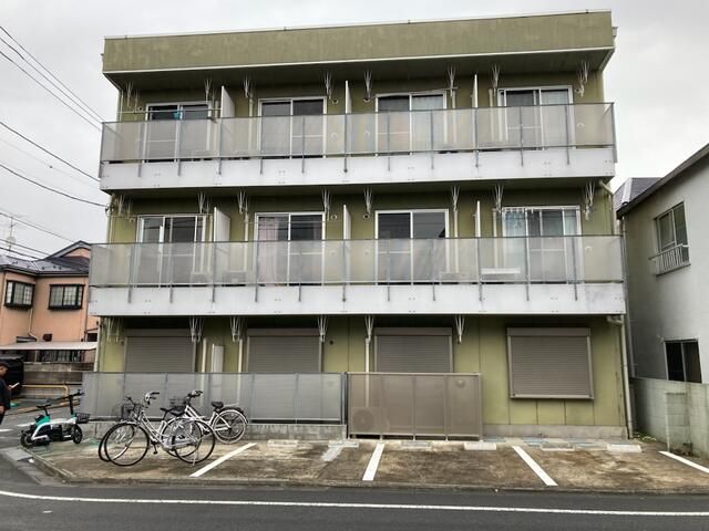 3-Story Apartment Building for Sale Near Shin-Shibamata Station, Tokyo - Thumbnail 2