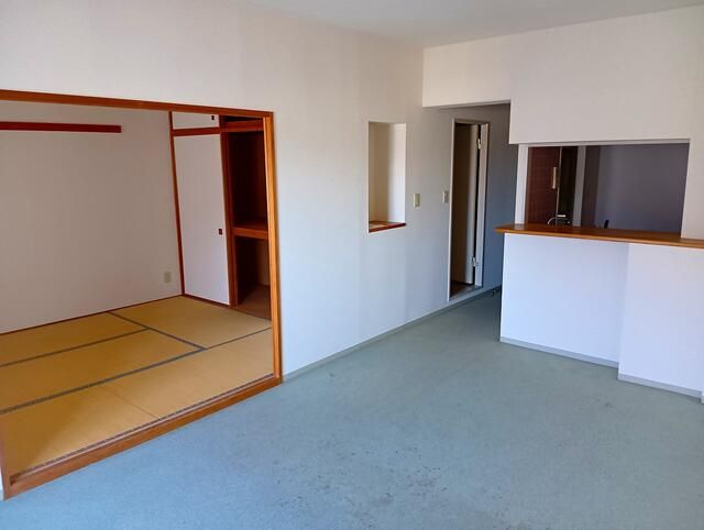 3LDK Apartment for Rent in Hadano, Kanagawa | Dia Palace Hadano - Thumbnail 3