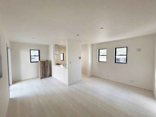 New 4LDK House for Sale in Fujimi, Saitama - December 2025 Completion - Thumbnail 4