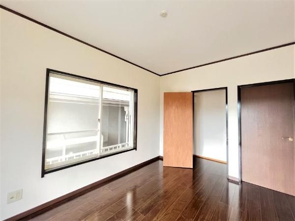 4LDK Detached House for Sale in Zushi, Kanagawa - Thumbnail 3