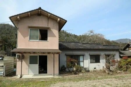 Four Traditional Houses with Rice Fields in Hiroshima - Thumbnail 3