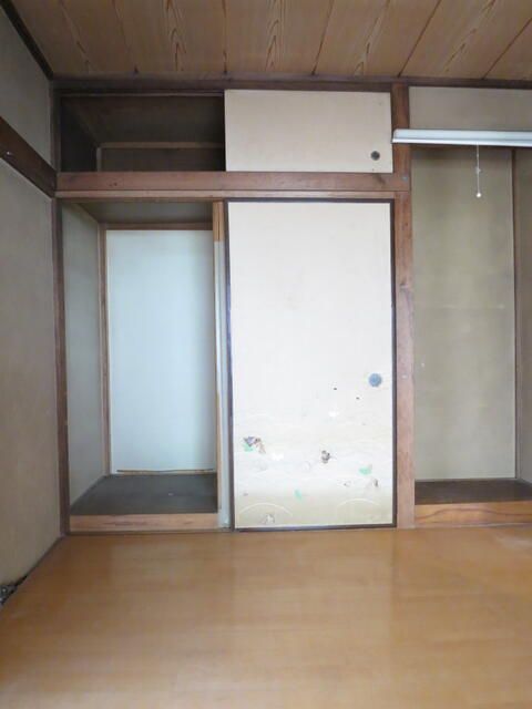 1969 4DK Detached House for Sale in Yokohama Asahi Ward - Thumbnail 2