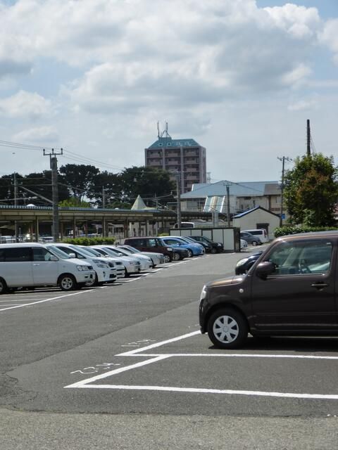 Rental Parking Space Near Kamatori Station, Chiba - Thumbnail 3