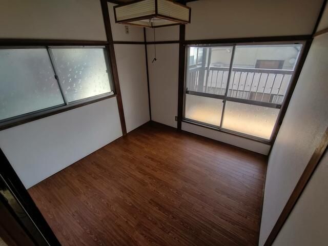 4DK Detached House for Sale in Hamura, Tokyo - Thumbnail 2