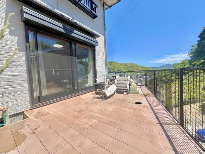 4LDK House with Wood Deck in Quiet Nagasaki Neighborhood - Thumbnail 2