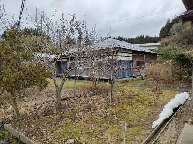 Corner Lot Land with Old House in Akita City, Akita - Thumbnail 2