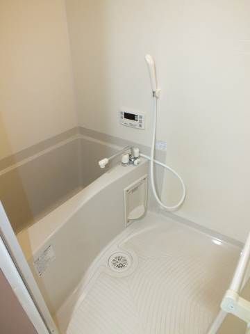 2DK Apartment for Rent in Itabashi-ku, Tokyo - 38 sqm - Thumbnail 4