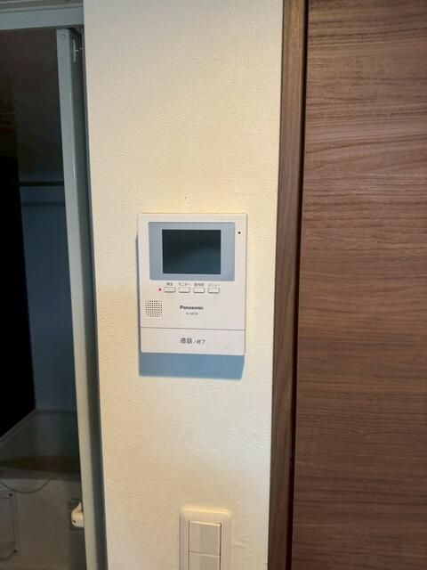2DK Apartment for Rent in Sumida, Tokyo near Kinshicho Station - Thumbnail 2