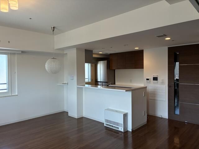 3LDK Apartment for Sale in Chuo-ku, Sapporo, 85.12 sqm - Thumbnail 2