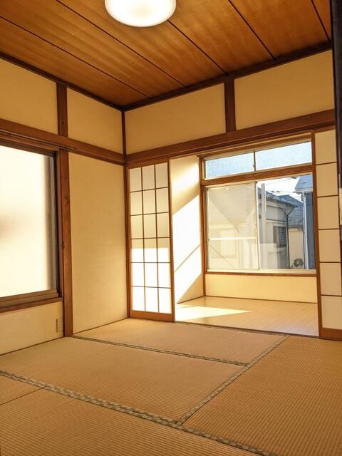 4DK House for Rent in Mitaka, Tokyo | 77.55 sqm | Near Musashisakai Station - Thumbnail 2
