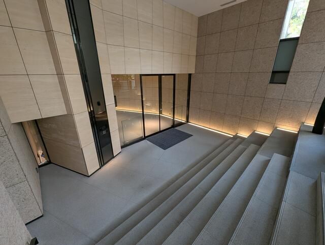 Luxury 3LDK Apartment in Ebisu Minami, Shibuya, Tokyo - Thumbnail 3