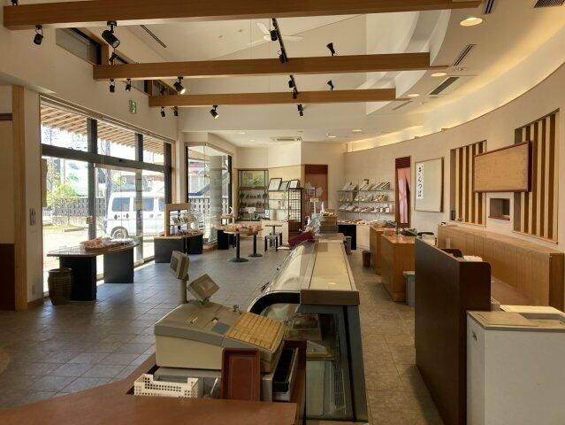 Shop with Residence for Sale in Toyama City, Toyama - Thumbnail 2