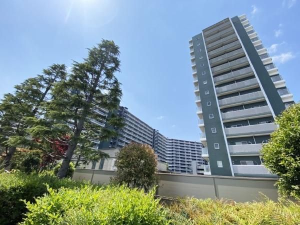 3LDK Apartment for Sale in Edogawa, Tokyo - 66.49 sqm - Thumbnail 2