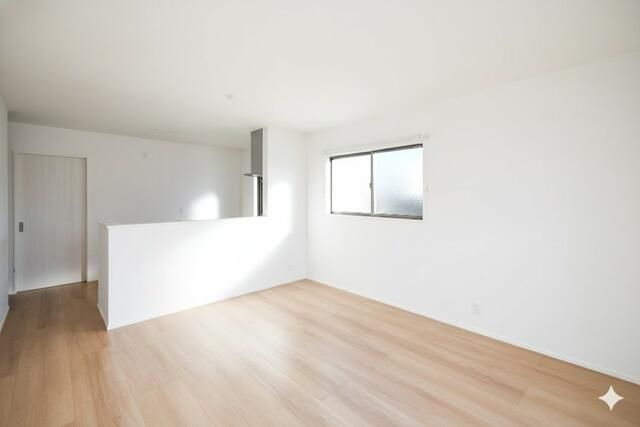 New 4LDK House in Tokushima City with Solar Option - Thumbnail 2